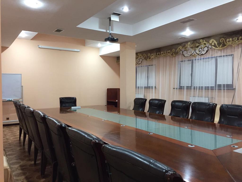 Kazakhstan Hotel Atyraū Eksteriør billede