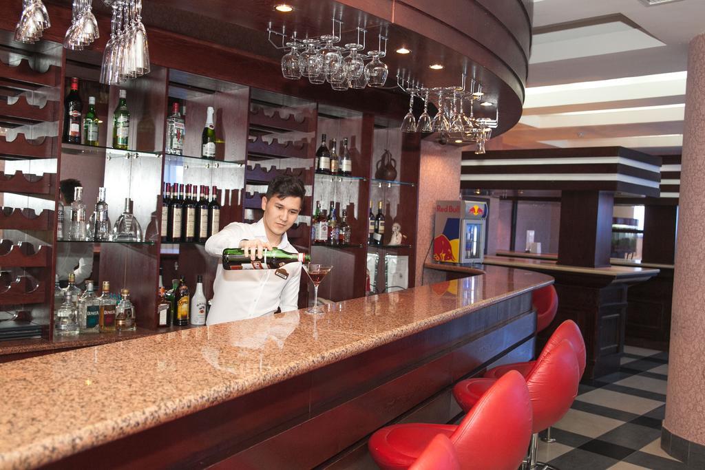 Kazakhstan Hotel Atyraū Eksteriør billede