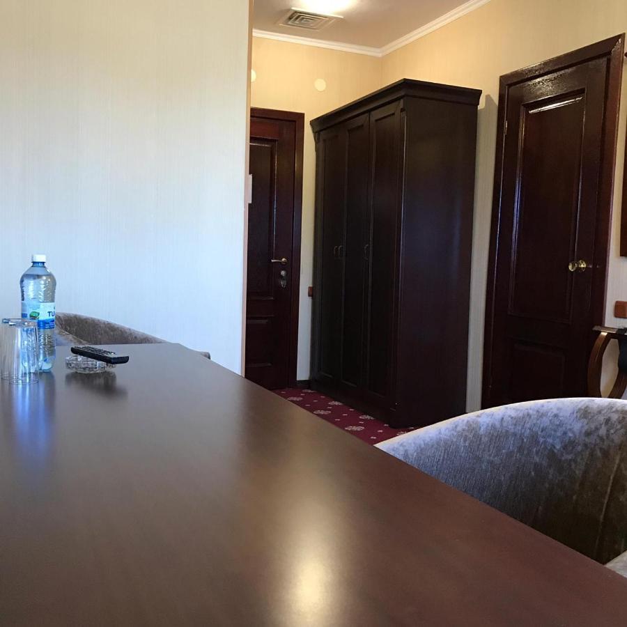 Kazakhstan Hotel Atyraū Eksteriør billede